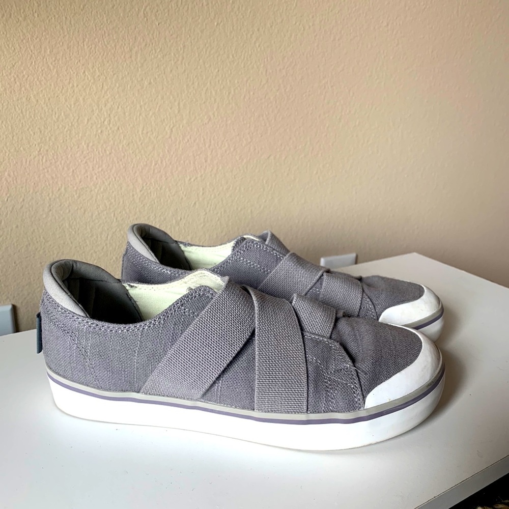 Keen womens Elsa slip on shoe